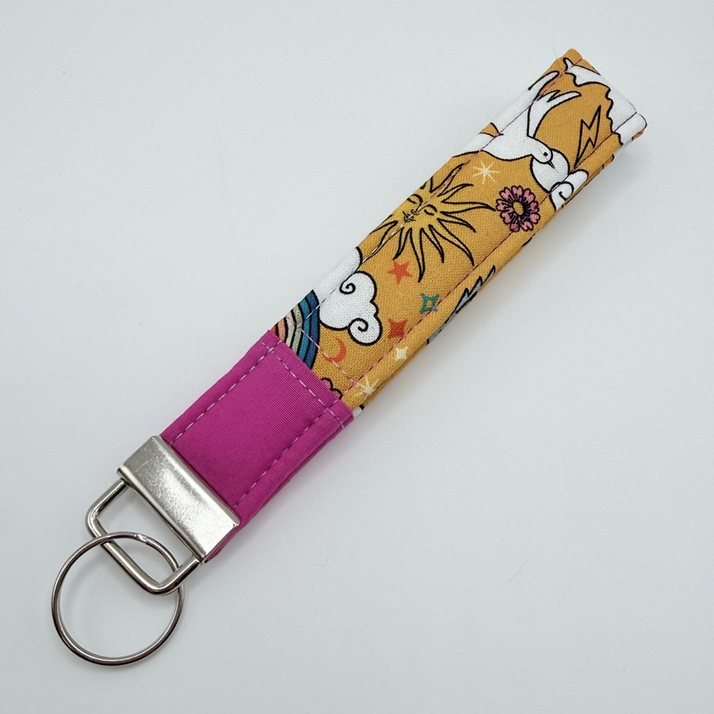 ✨ Handmade Sun & Stars Keychain Wristlet – Bright, Fun & Hands-Free! ✨